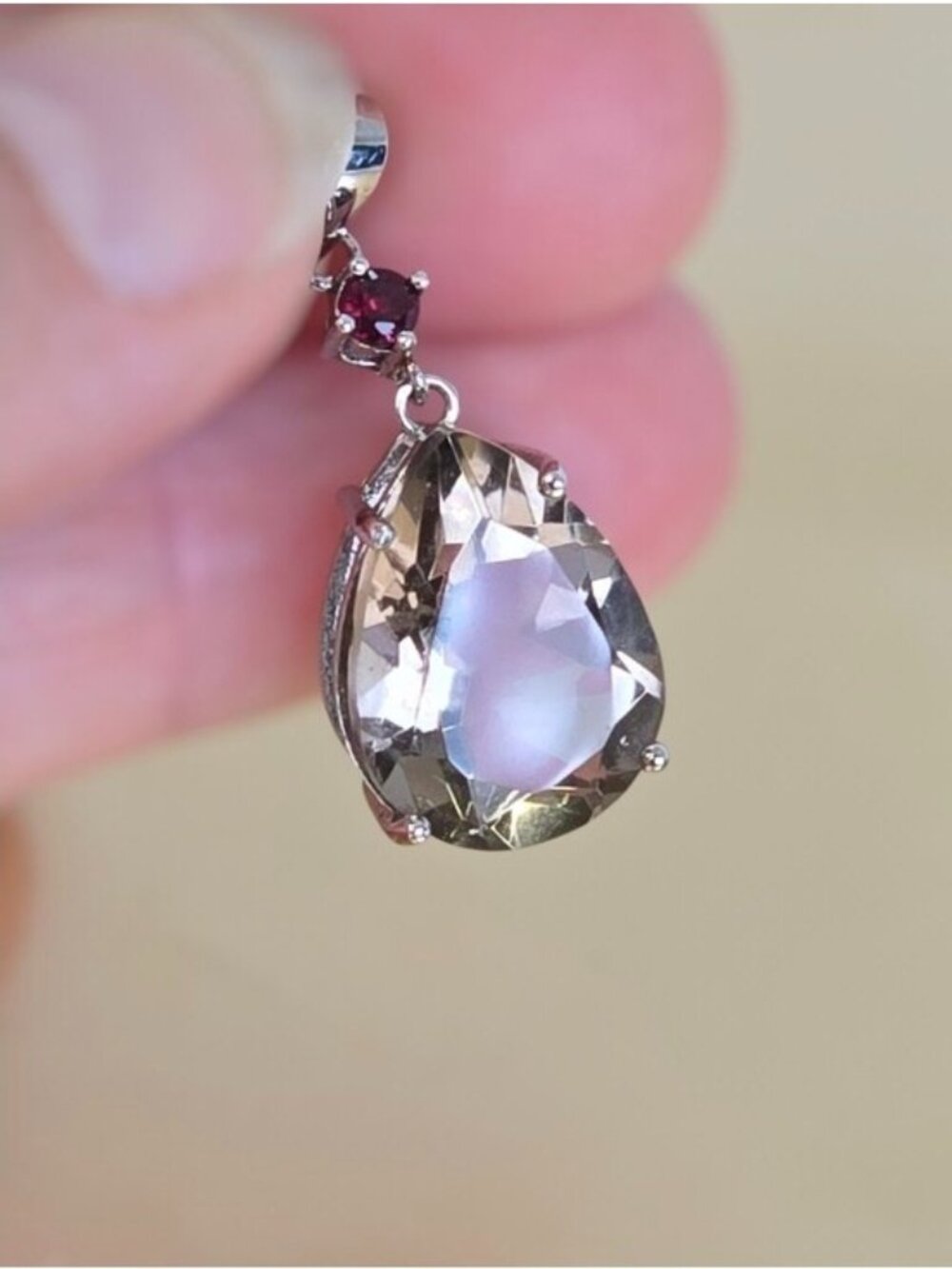 925 Sterling Silver Pendant 2x 1.0cm With Natural Smoky Qusrtz & Garnet